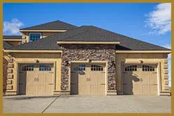 United Garage Doors Chicago, IL 773-541-8436 - sid-serv-res-gr-47m